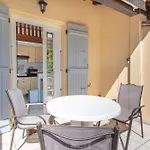 4 Entre 2 Et 4 Personnes Ferienhaus Reynès